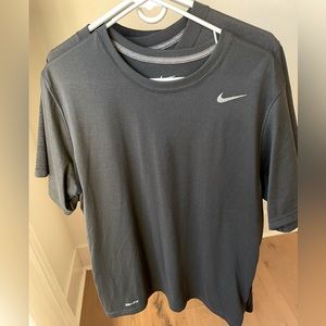 Men's NIKE Dri-Fit Short Sleeve Tee